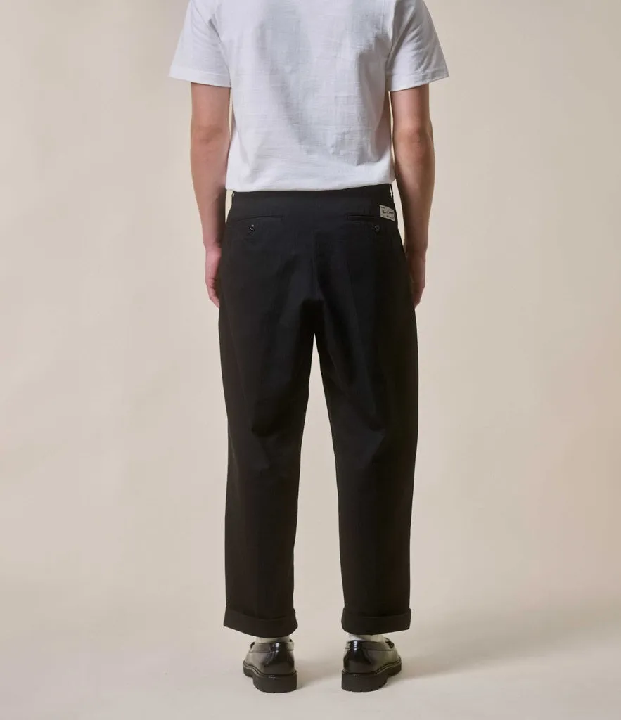 CHINO01.99 | Relaxed Fit Chino | Deep Black