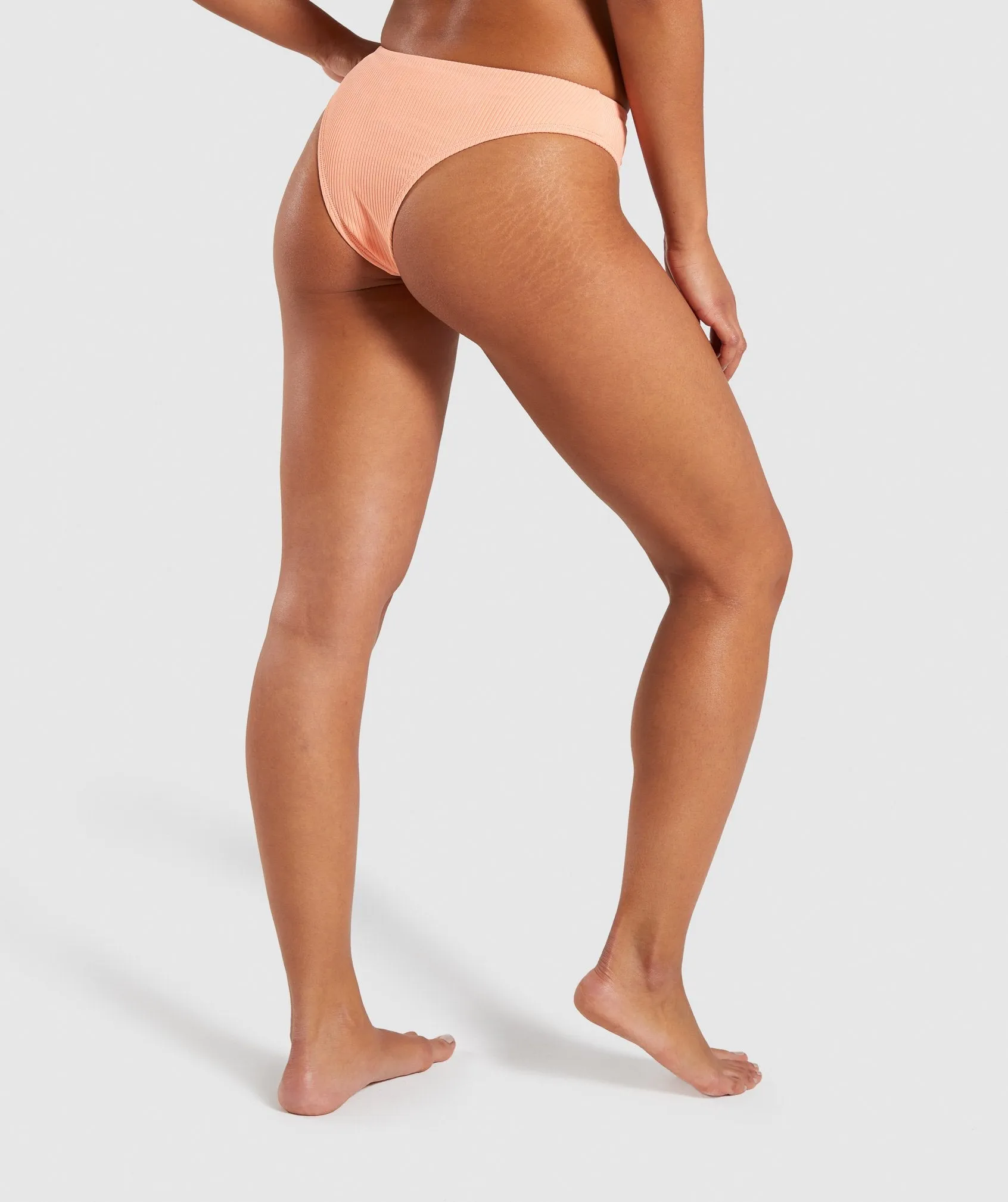 Gymshark Essence Bikini Bottoms - Peach