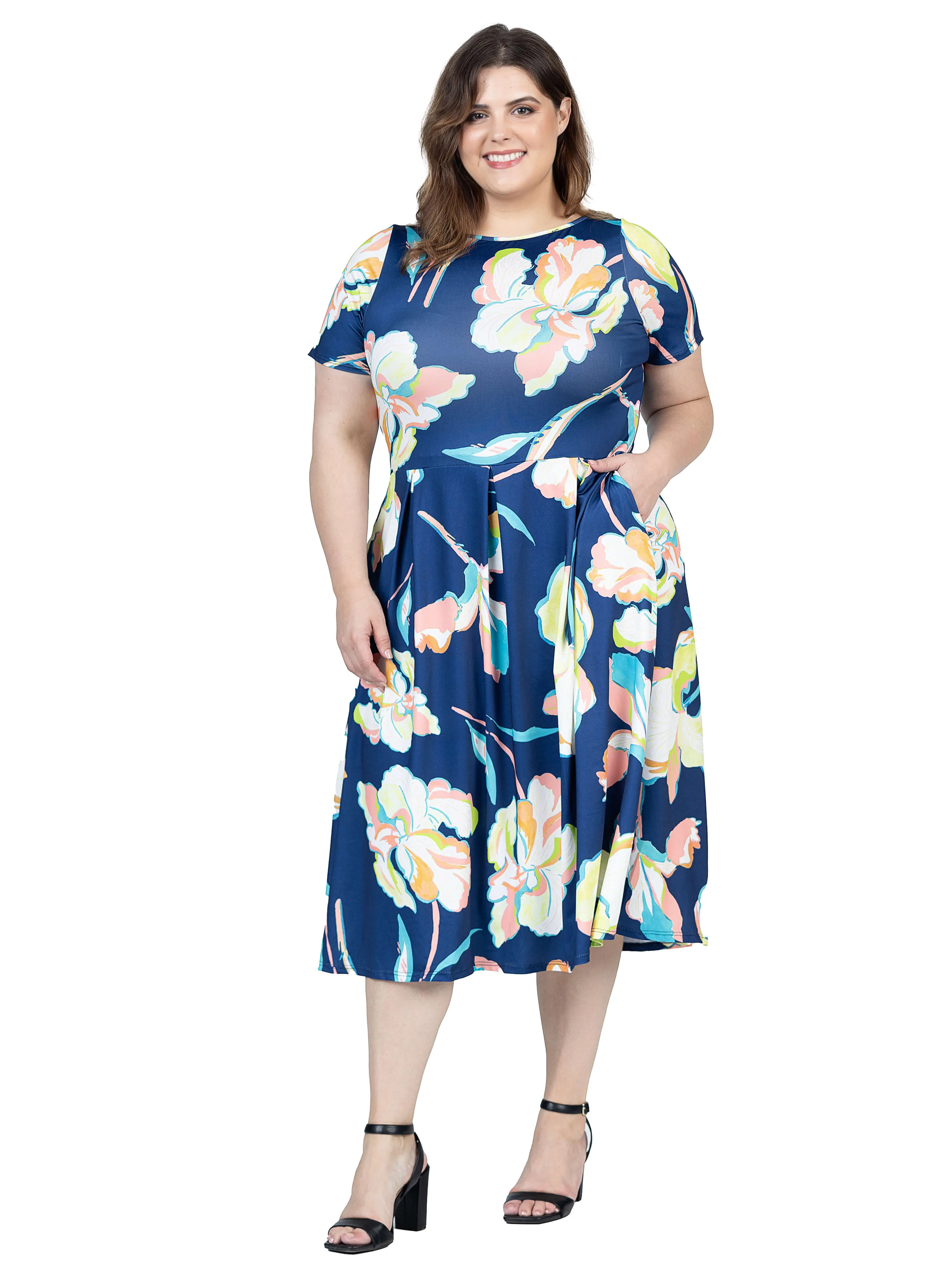 Plus Size Blue Floral Short Sleeve Pleated Flare Midi Pocket Dress