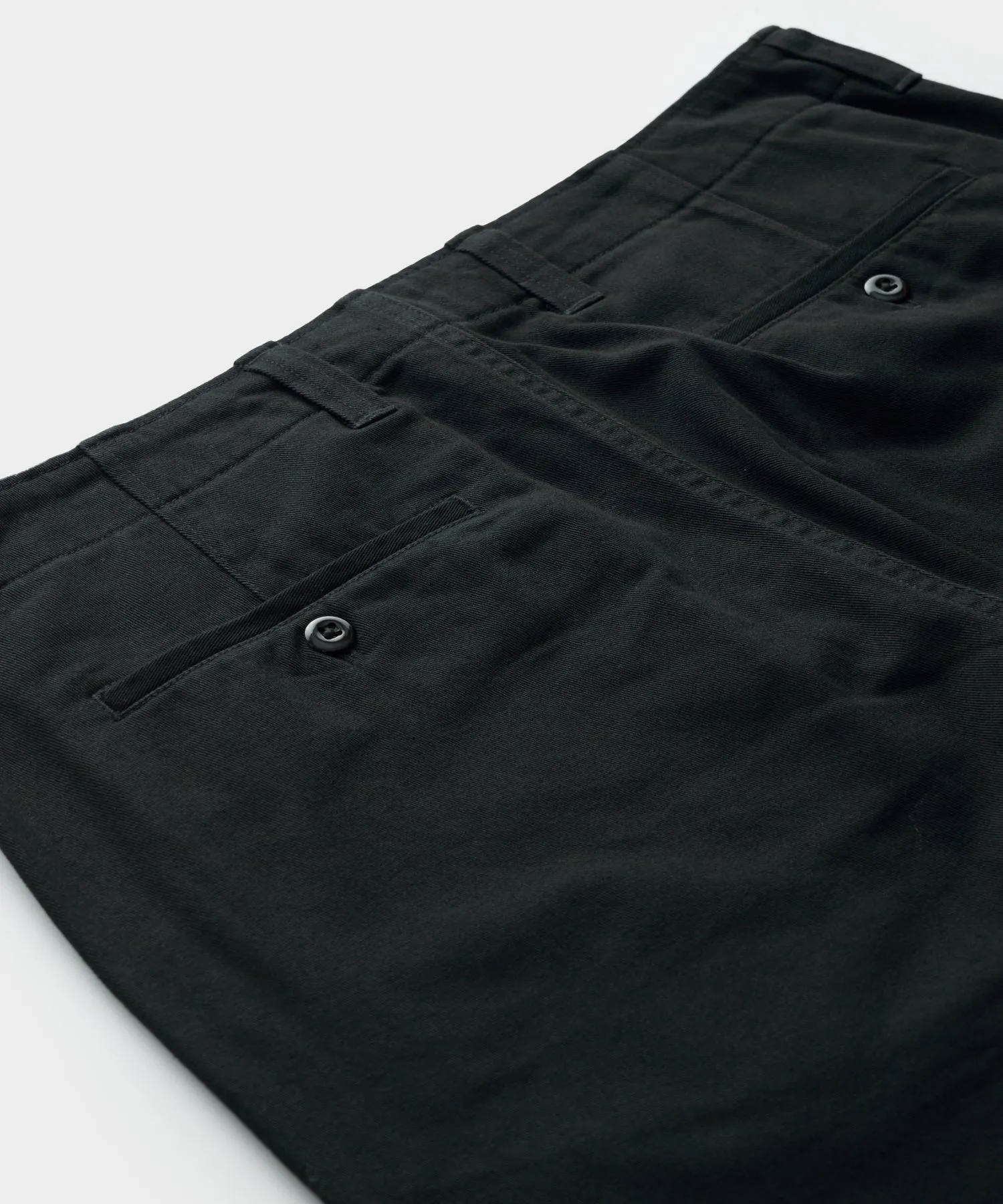 Relaxed Fit Favorite Chino in Pitch Black