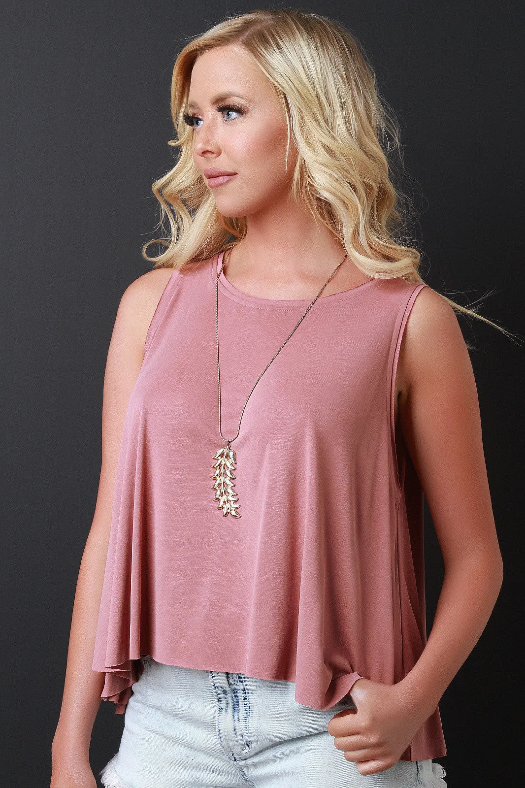 Simple Round Neck Sleeveless Relaxed Fit Top